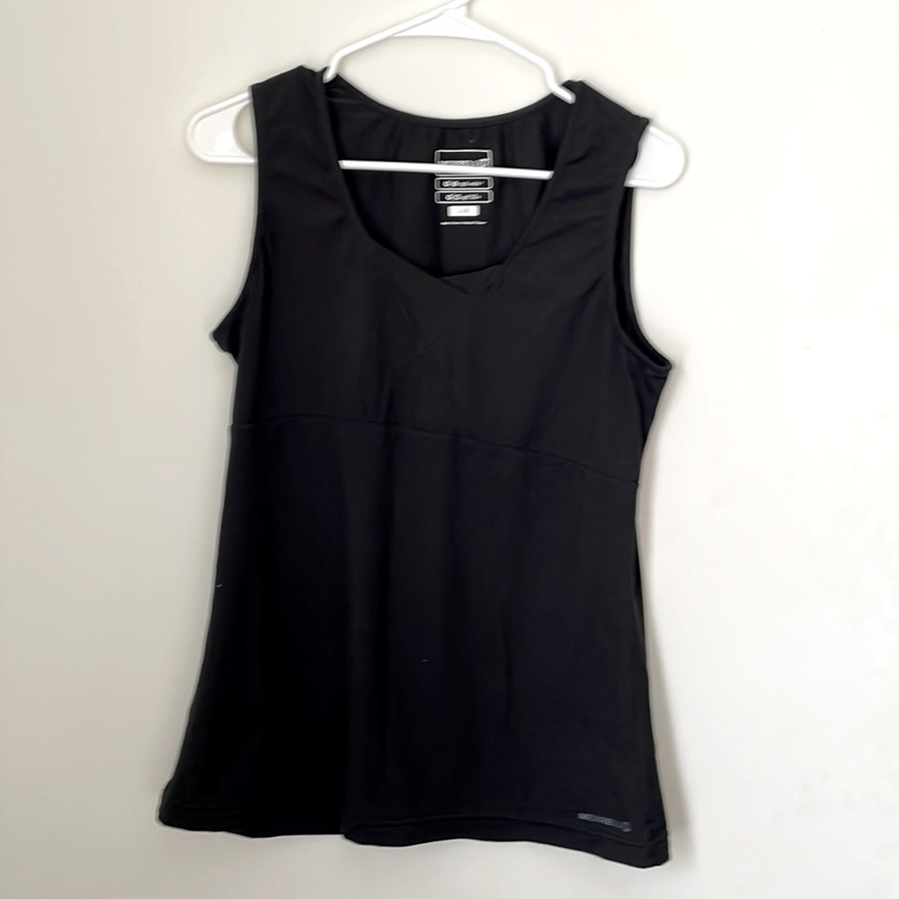 Merrell tank top, size large.